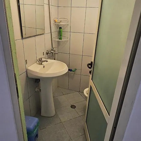 Dr House Apartment