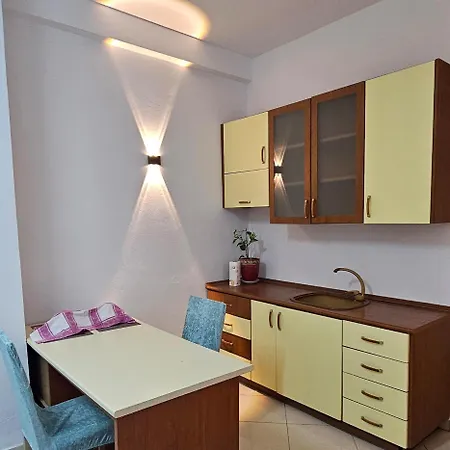 Dr House Apartment *