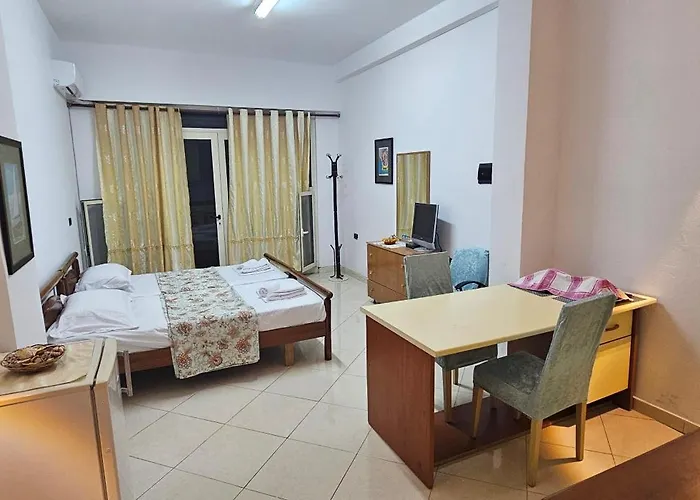 Dr House Appartement Golem (Tirana)